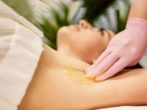 Cách wax lông nách tại nhà bằng chanh đường Cách wax lông nách tại nhà bằng chanh đường