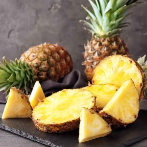Tay tự nhiên nổi đốm nâu trên da Tay tự nhiên nổi đốm nâu trên da